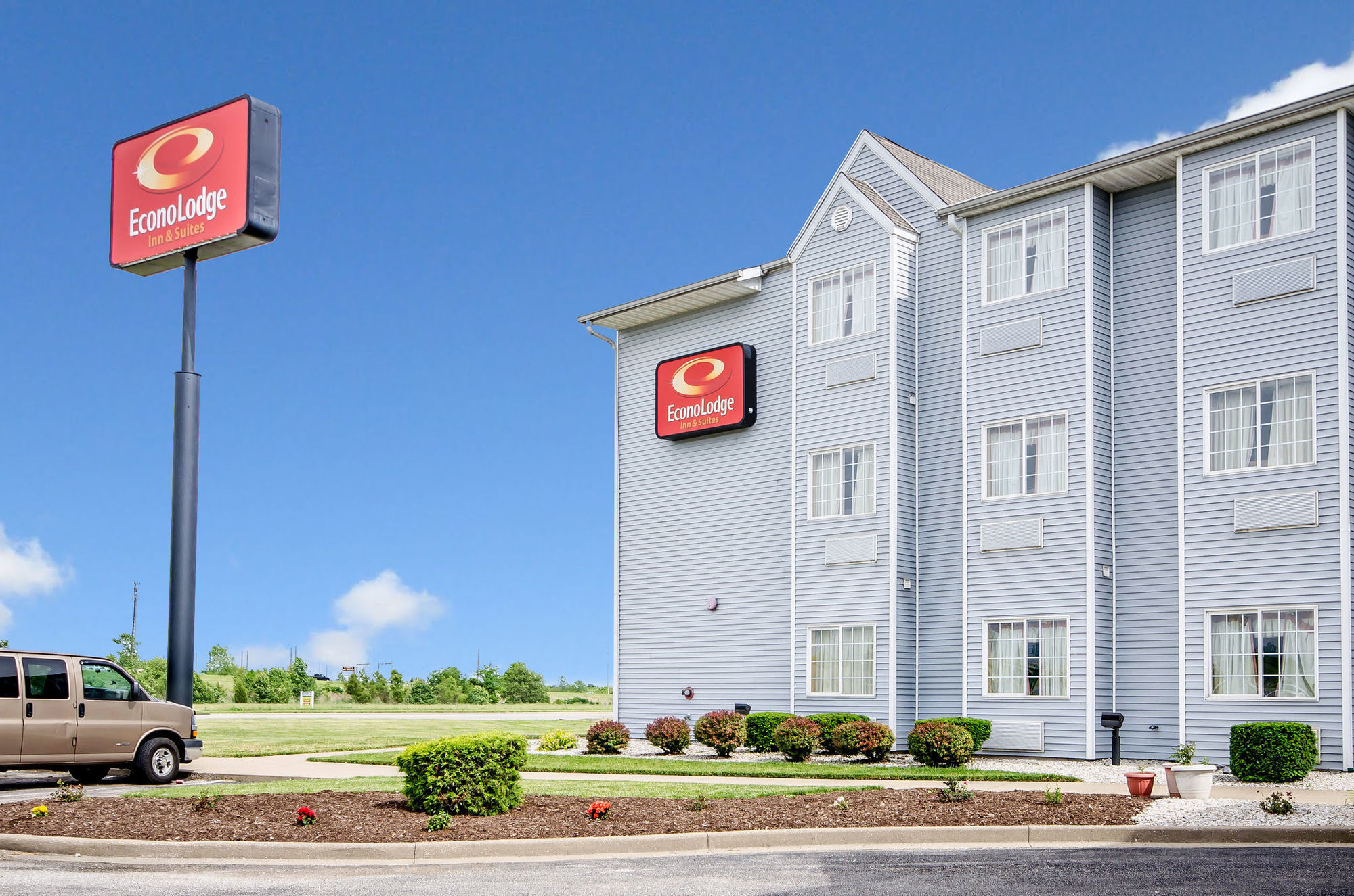 Econo Lodge Inn & Suites Evansville Stevenson Exterior photo