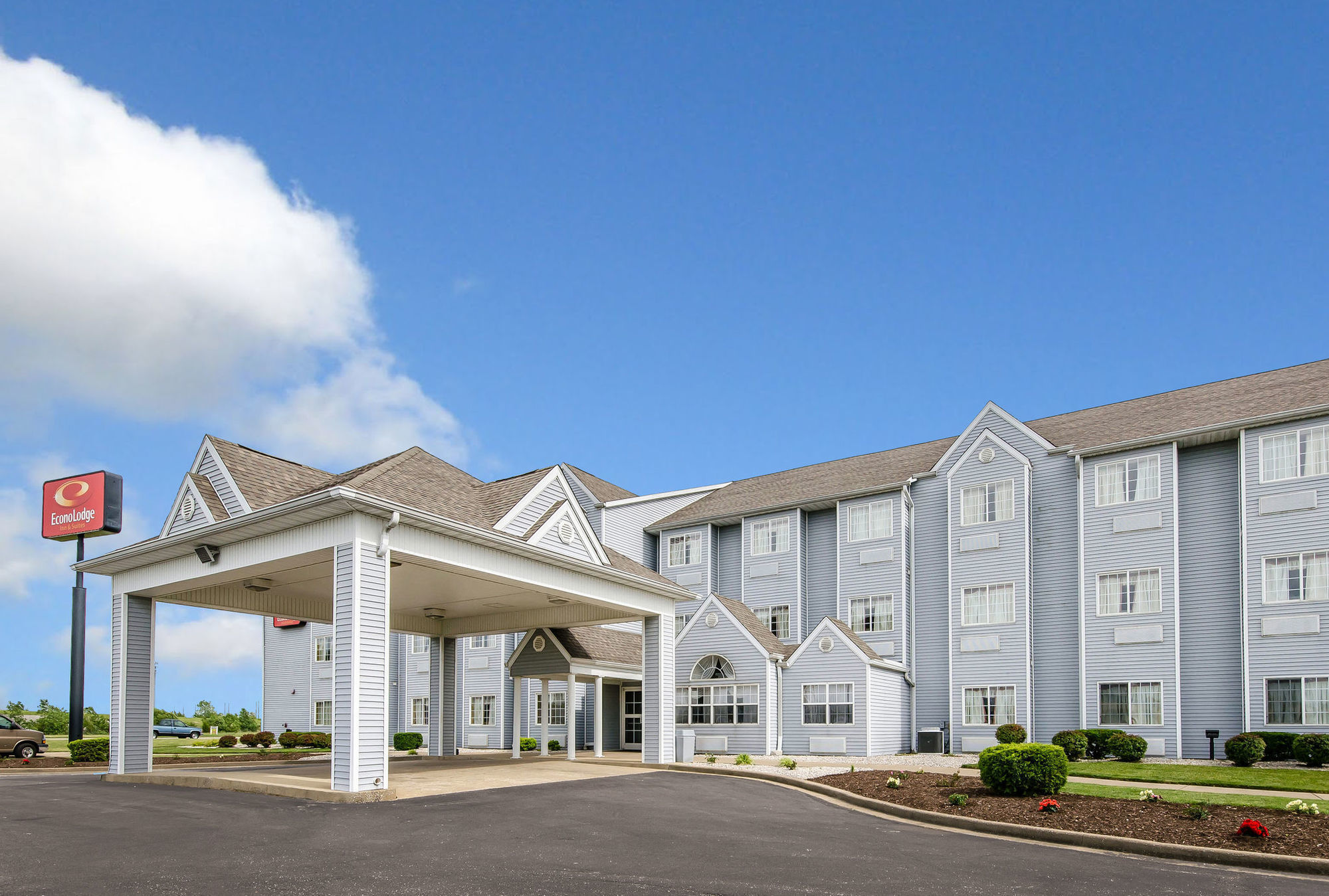 Econo Lodge Inn & Suites Evansville Stevenson Exterior photo