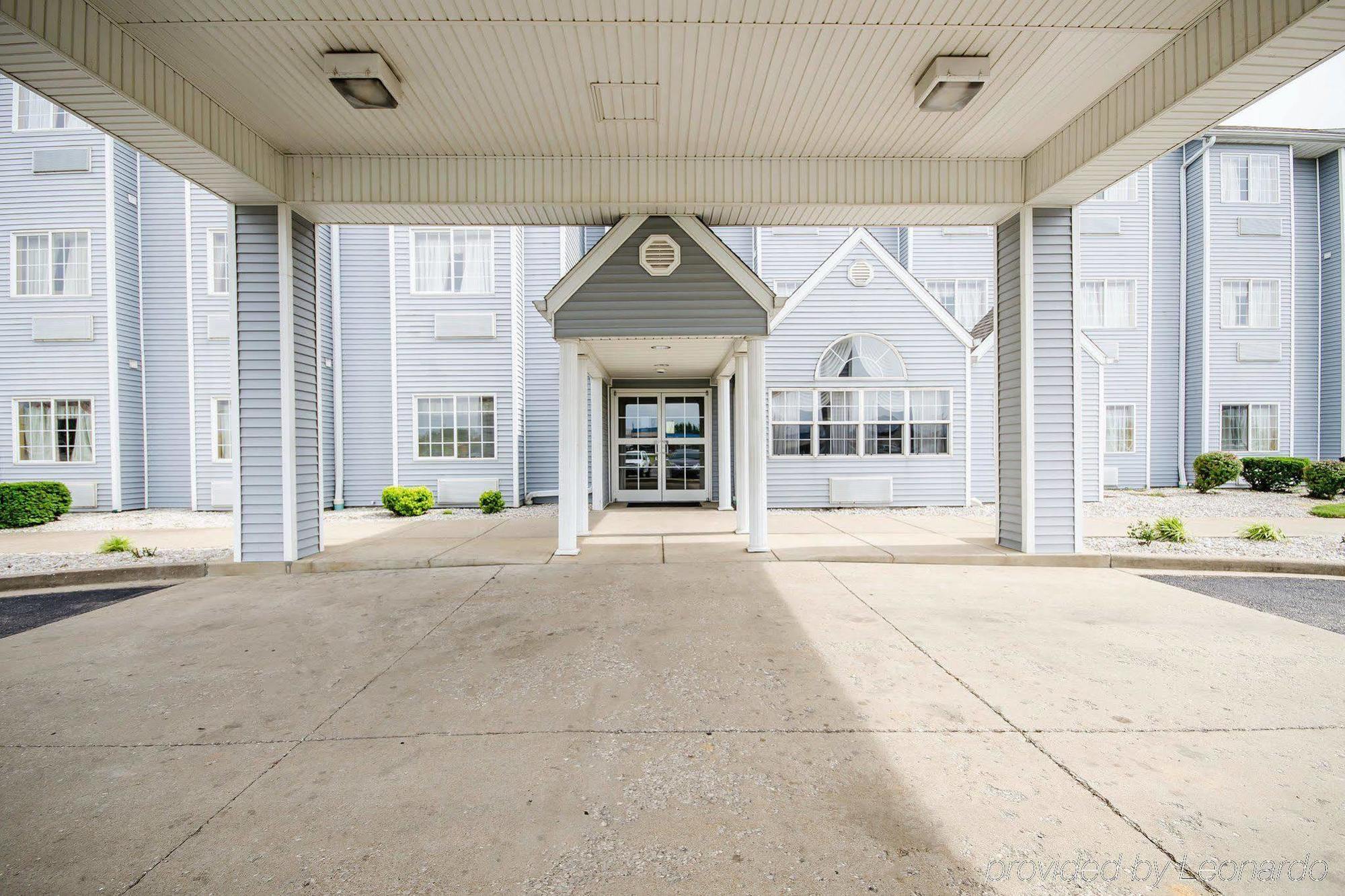 Econo Lodge Inn & Suites Evansville Stevenson Exterior photo