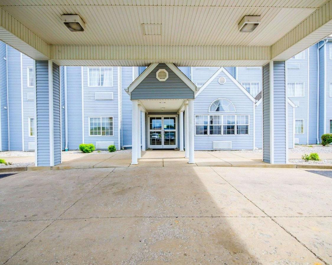 Econo Lodge Inn & Suites Evansville Stevenson Exterior photo